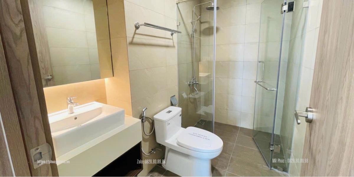 nhà vệ sinh thiết bị đầy đủ - cao cấp 