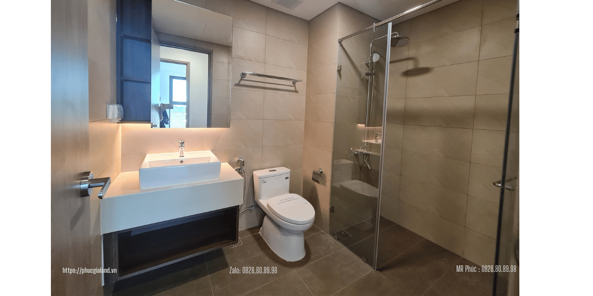 View nhìn từ phòng khách nhìn ra cửa chính